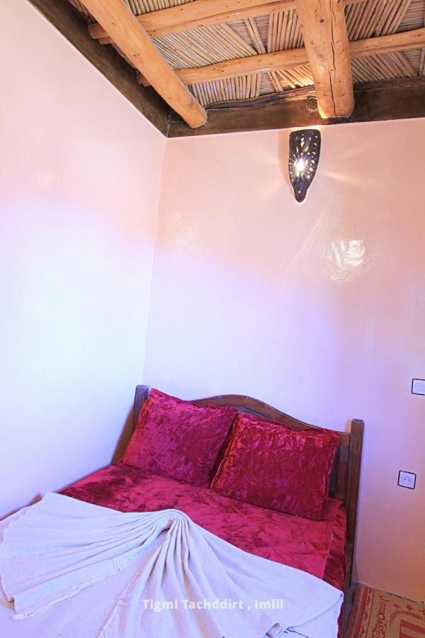 Tigmi Tachddirt Hotel Tacheddirt Bagian luar foto