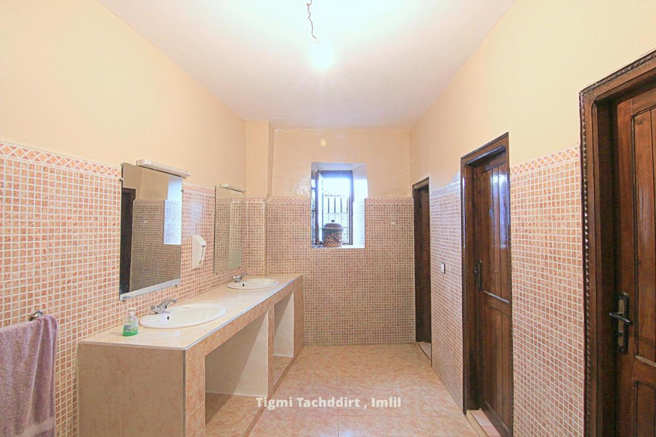 Tigmi Tachddirt Hotel Tacheddirt Bagian luar foto