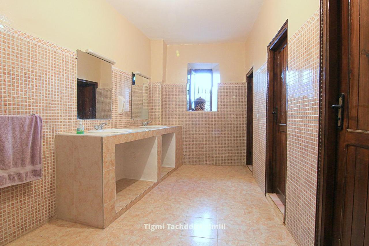 Tigmi Tachddirt Hotel Tacheddirt Bagian luar foto