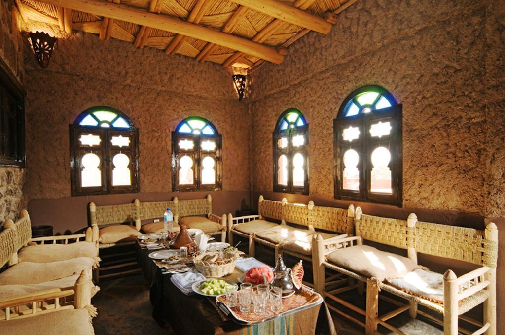 Tigmi Tachddirt Hotel Tacheddirt Bagian luar foto