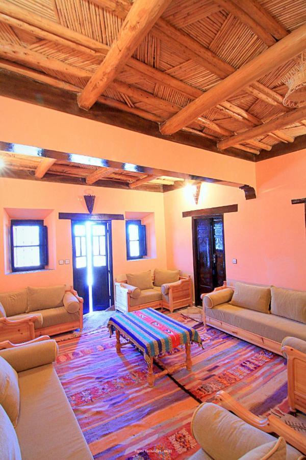 Tigmi Tachddirt Hotel Tacheddirt Bagian luar foto