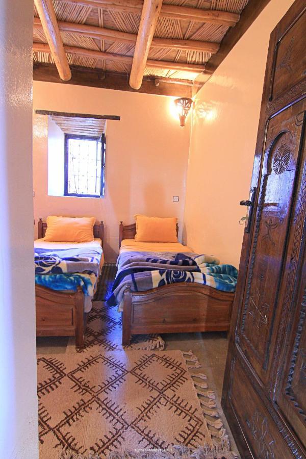 Tigmi Tachddirt Hotel Tacheddirt Bagian luar foto