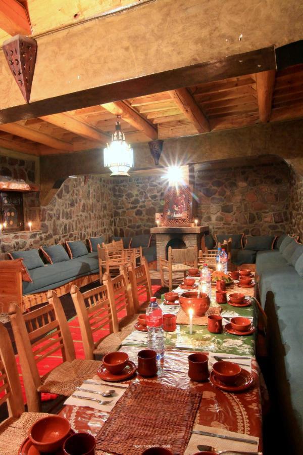 Tigmi Tachddirt Hotel Tacheddirt Bagian luar foto