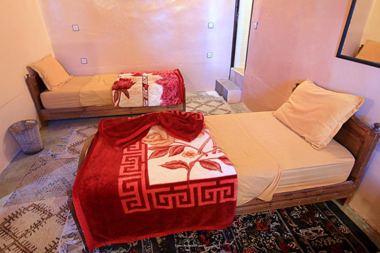 Tigmi Tachddirt Hotel Tacheddirt Bagian luar foto